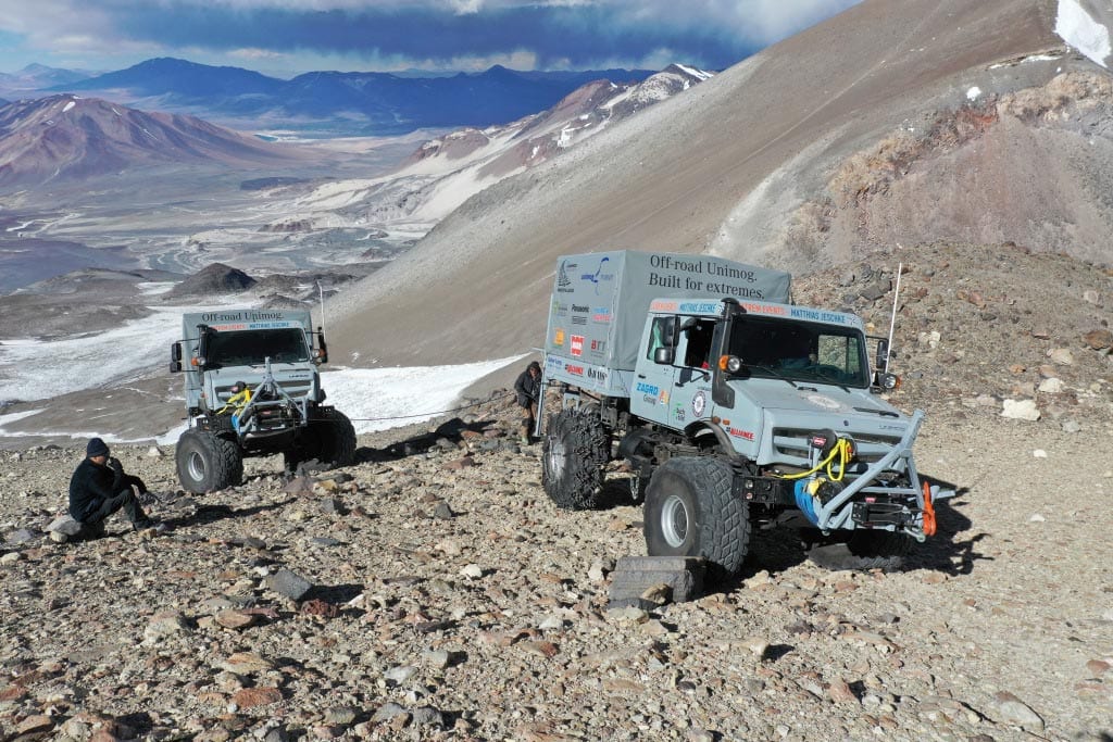Mercedes Unimogs set altitude record on volcano