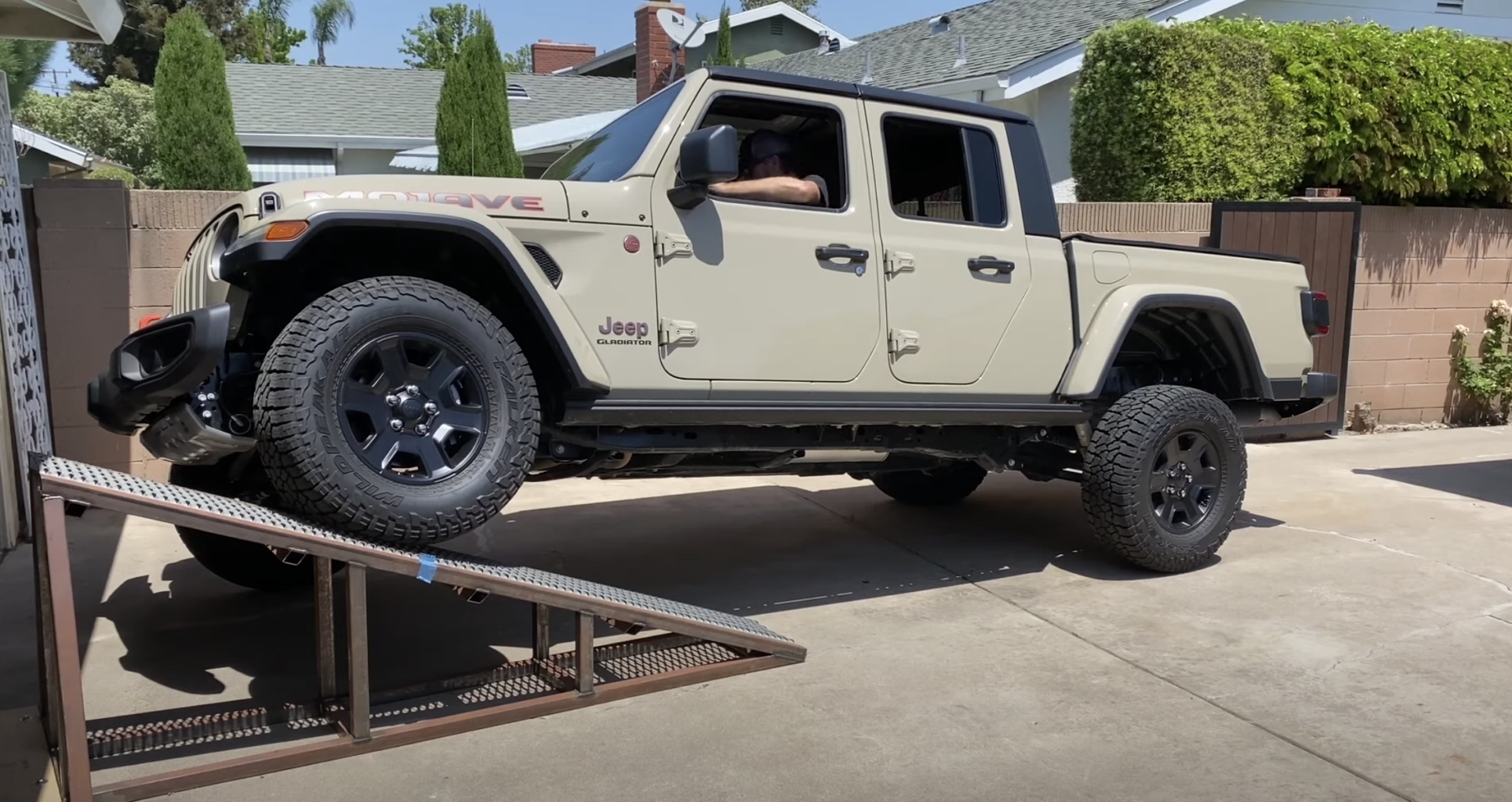 Jeep Gladiator Mojave climbs a ramp