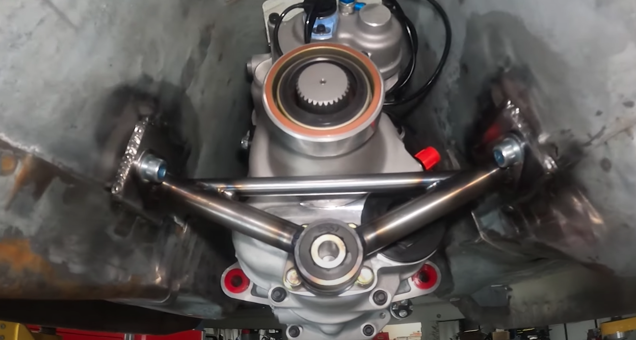 Transmission tunnel mount in the Formula Supra